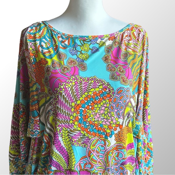 Trina Turk Vibrant Retro Print Tunic/Swim Coverup in Size Small - Picture 2 of 8